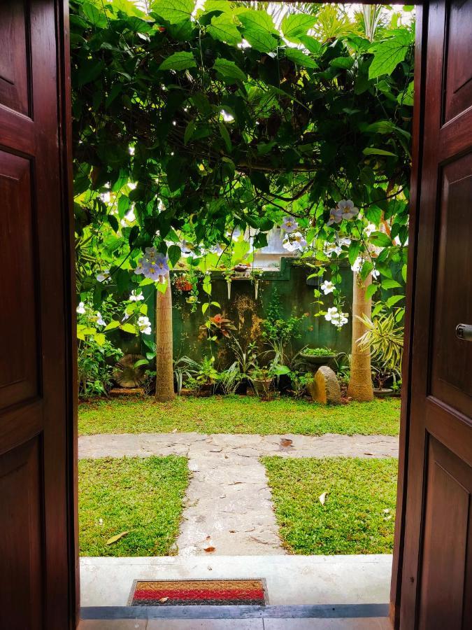 Mandara Rest Bed & Breakfast Hikkaduwa Luaran gambar