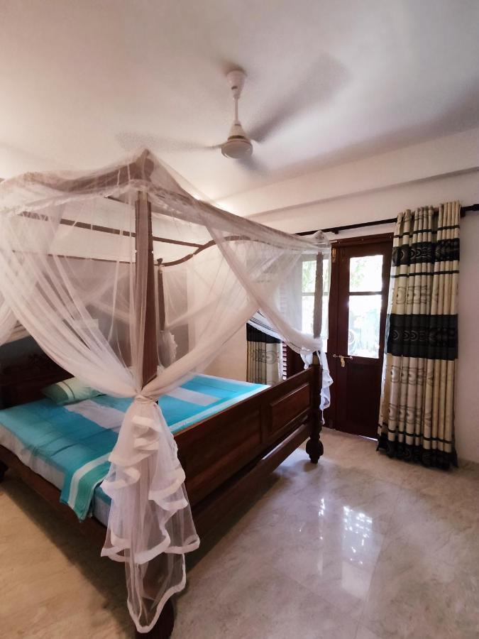 Mandara Rest Bed & Breakfast Hikkaduwa Luaran gambar
